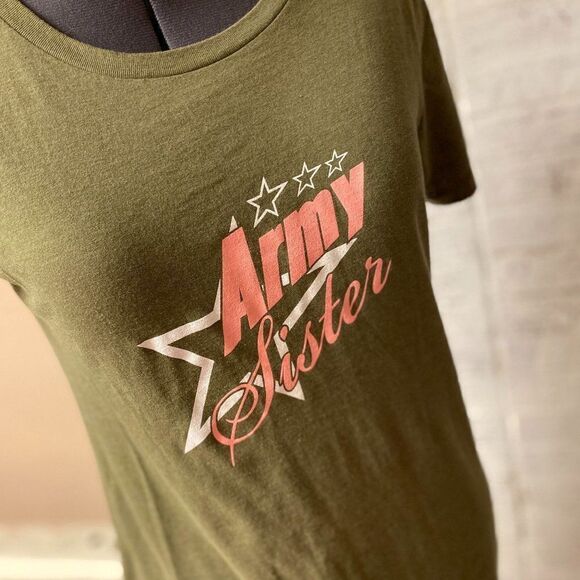Next Level Green/Pink Army Sister Shirt Large - Picture 1 of 7